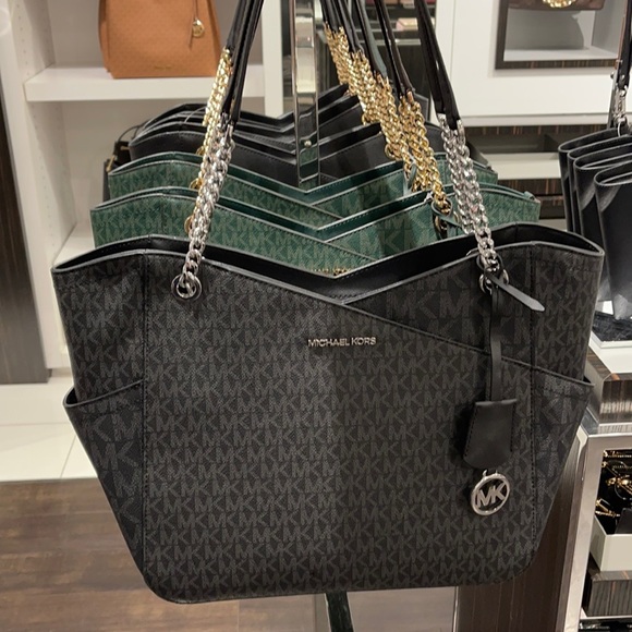 Michael Kors Jet Set Travel Large X Chain Shoulder Tote - Picture 16 of 16